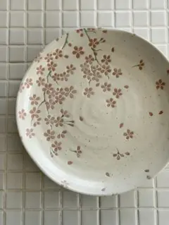 【三ッ持啓/金井啓】　sakurambo（赤）プレート7寸　未使用品 三ッ持啓/金井啓】 sakurambo（赤）プレート7寸 未使用品 - メルカリ