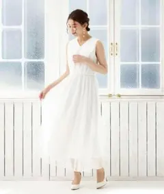 【ほぼ新品】AIMER（エメ） パーティドレス ワンピース 白《クリーニング済》