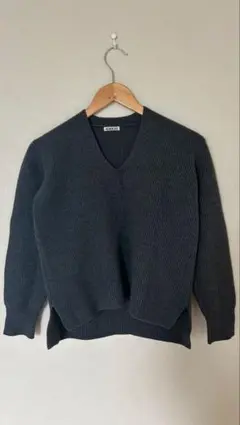 2026年最新】auralee ニット グレーの人気アイテム - メルカリ