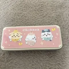 ちいかわ　缶ケース