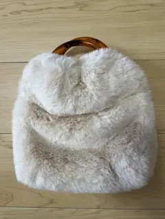 クリーム色ファー ハンドバッグ　新品