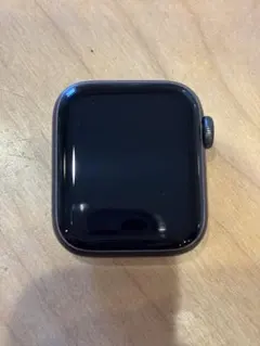 Apple Watch SE 40mm 第１世代　GPS純正品バンド・コード付き