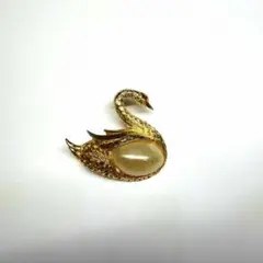 18k ダイヤ 白蝶 ケシ ペンダントトップ 芥子 ケース付き - メルカリ