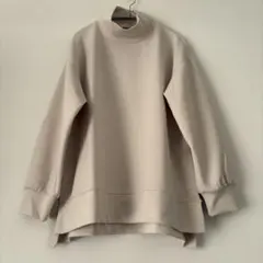 ショコラフィネローブ ハイネック 長袖トップス チュニック ベージュ 白