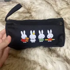 ミッフィー ポーチ ペンケース 小物入れ ブラック　ミッフィ　筆箱　化粧ポーチ