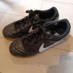 Nike フットサル GATO SE 27cm ブラック IH3370 Nike フットサル GATO SE 27cm ブラック IH3370 - メルカリ