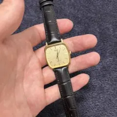 稼働品】SEIKO QUARTZ オクタゴン メンズ腕時計 1982年製 - メルカリ 