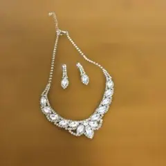 Item thumbnail for item 571d7267-49fb-4261-94fb-449276e9f0df