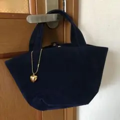 Item thumbnail for item cdc99ac9-0b99-4918-a54f-57a7dc259410