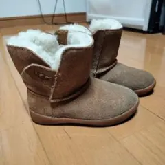 UGG ブラウン ショートブーツ