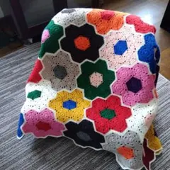 モチーフ編みブランケット　マルチカバー