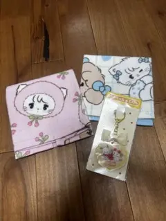 アベイル mikko リルアラモード ハンドタオル 2枚＆チャーム バラ売り可のサムネイル