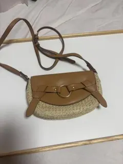 H＆M ブラウンショルダーバッグ