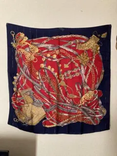 シルクスカーフ　ヴィンテージ　大判