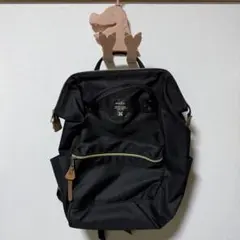 Anello ナイロン製黒リュック　ジッパー付き