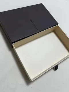 LOUIS VUITTON 空箱　ギフトボックス 保存袋付き