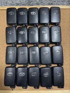 2025年最新】TOYOTA純正スマートキーの人気アイテム - メルカリ