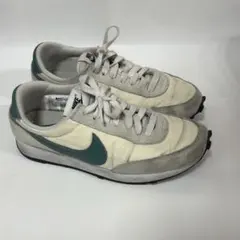 NIKE WAFFLE TRAINER 2 クリーム　グリーン