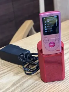 SONYウォークマンNW-E052ピンクと専用スピーカー赤付きのサムネイル