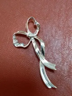 2026年最新】ティファニーブローチの人気アイテム - メルカリ