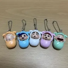 クレヨンしんちゃん　おくるみBabyスイング　ガチャガチャ　カプセルトイ