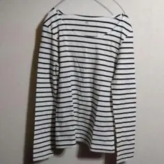 アースミュージックアンドエコロジー　長袖Tシャツ 白黒ストライプ　Sサイズ