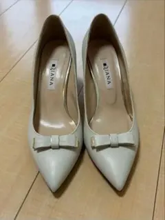 ダイアナリボンパンプス、ヒール