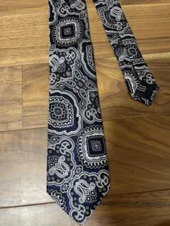 ORIHICA シルクペイズリー柄ネクタイ