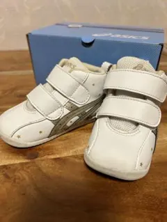 ASICS SUKU2 ベビーシューズ ホワイト 星柄