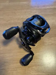 Abu Garcia ROXANI BF8-L ベイトリール 本体 - メルカリ