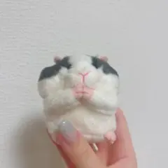 羊毛フェルト ハダカデバネズミ - メルカリ
