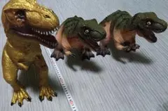 恐竜フィギュア 3体セット ティラノサウルス