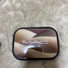 MAC 6 Artist-Curated Sultry Neutrals