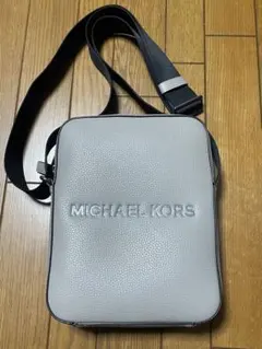 MICHAEL KORS ショルダーバッグ グレーのサムネイル