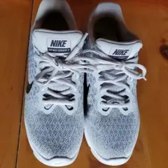 【更にお値下げ】NIKE AIR MAX SEQUENT 2 グレー