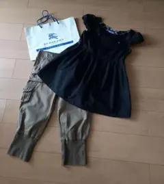 バーバリーブルーレーベルチュニック、カーゴパンツ2点