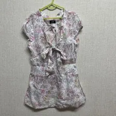 H&M フラワープリント 胸元深めリボン付きノースリーブ