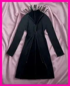 プリーツプリーズ ジップアップフリンジ ジャケットブルゾンワンピ黒 issei
