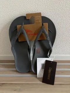 L'Appartement ARCHIES THONGS SANDALグレー23のサムネイル