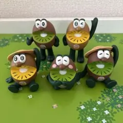 ゼスプリ　キウイブラザーズ　ゴールド　グリーン　フィギュア