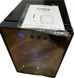 静音/ガラス扉】WELLWAY 小型冷蔵庫 XC-25BG 25L ホテル仕様 - メルカリ