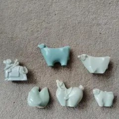 水色の陶器製動物置物6点セット