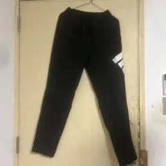 adidas スリムフィット ジャージパンツ ブラック