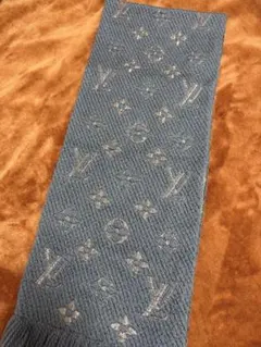 ルイヴィトン エシャルプ ロゴマニア マフラー シャイン グレー