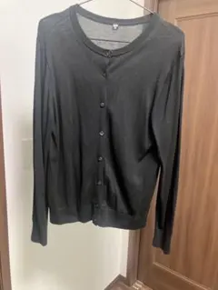 UNIQLO ブラック カーディガン 長袖 ボタン付き
