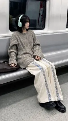 アイボリー コーデュロイパンツ ワイドパンツ 韓国