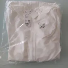 新品 ユニクロ / ポケッタブルUVカットパーカ Mサイズのサムネイル