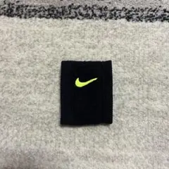 Nike ブラックリストバンド