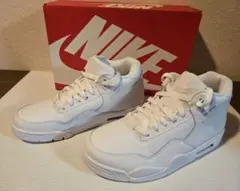 ナイキ　スニーカー