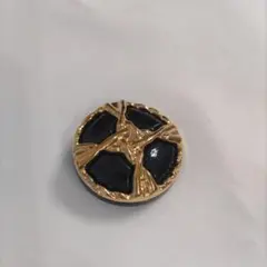 昭和レトロ♡黒と金の装飾ボタン